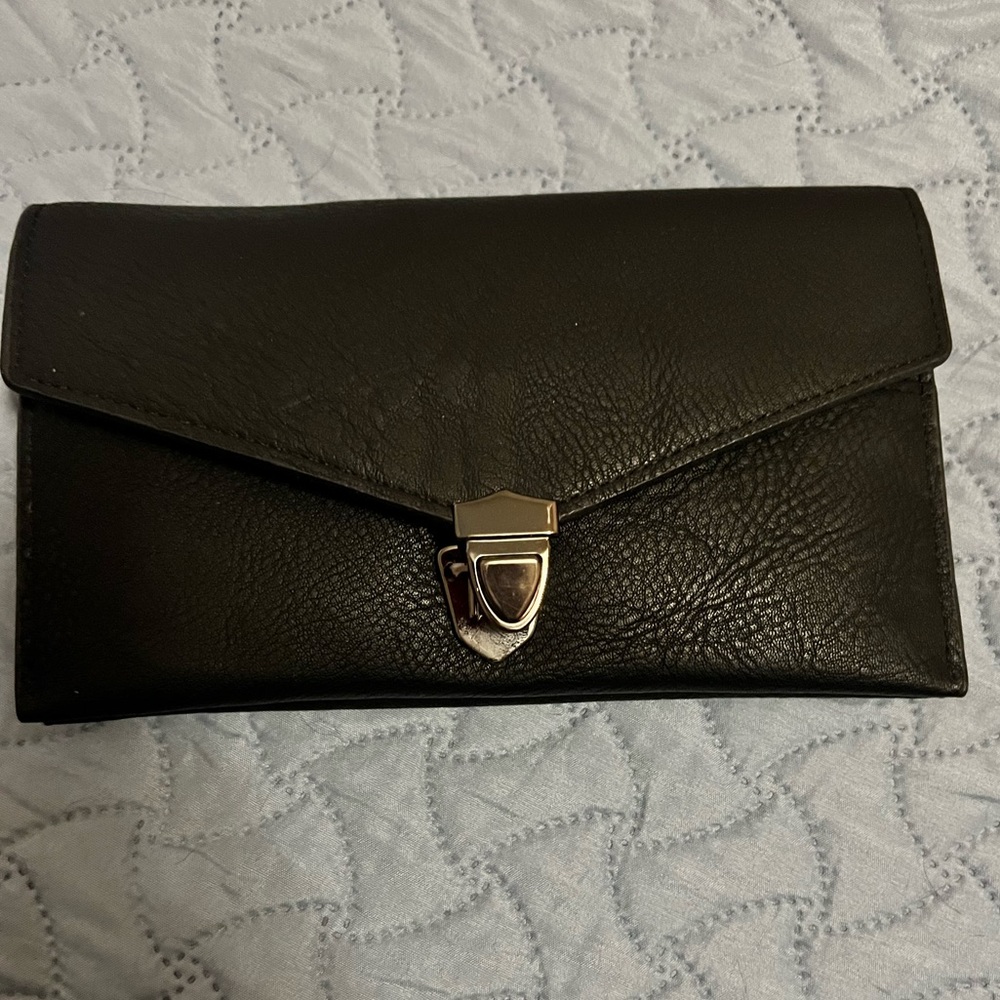 Black wallet from Rome